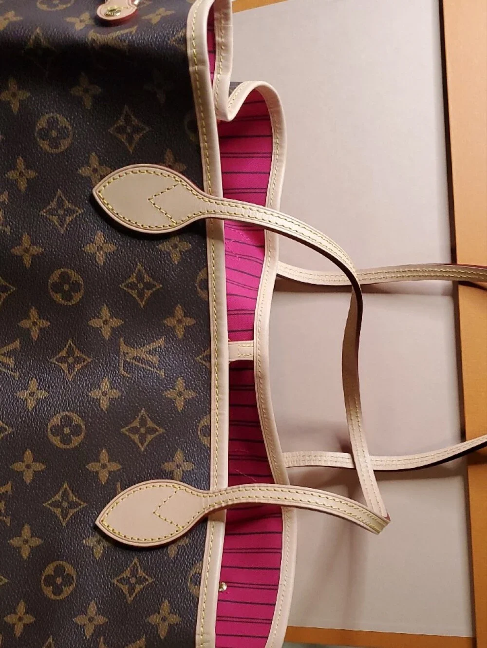 Louis Vuitton iconic louis